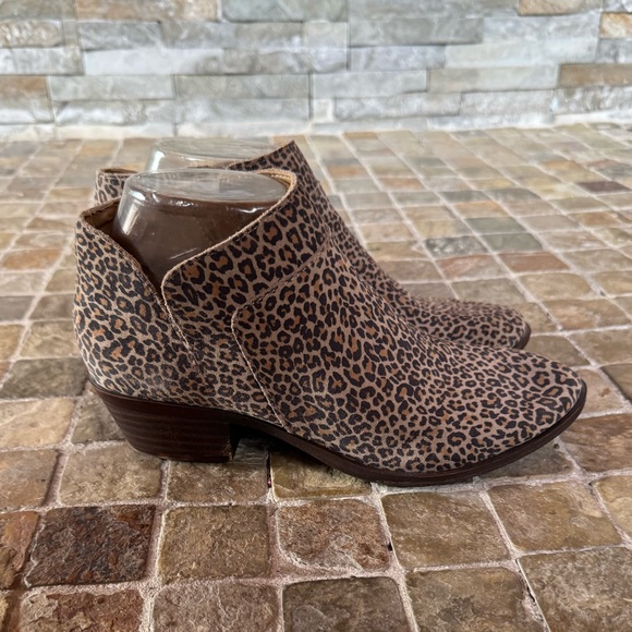 Lucky Brand Shoes - Lucky brand Leopard Print Ankle Boots